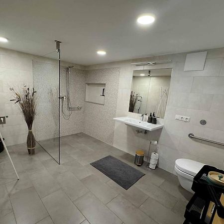 Ferienwohnung Stoablick - Barrierefrei Mit Bergblick バート・ゴイーザーン エクステリア 写真
